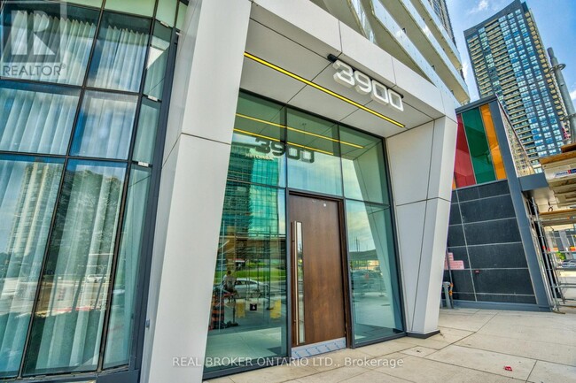 3900 Confederation Pkwy in Mississauga, ON - Building Photo - Building Photo