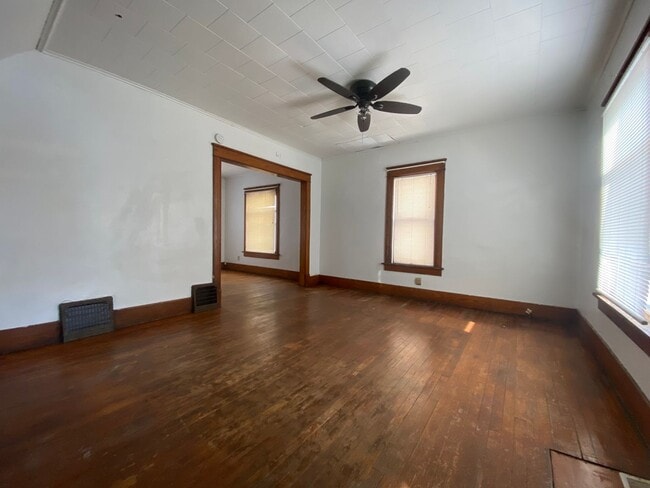 1422 5th Ave N in Fort Dodge, IA - Building Photo - Building Photo