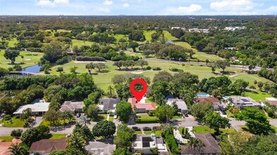 10626 NE 10th Ct in Miami Shores, FL - Building Photo - Building Photo