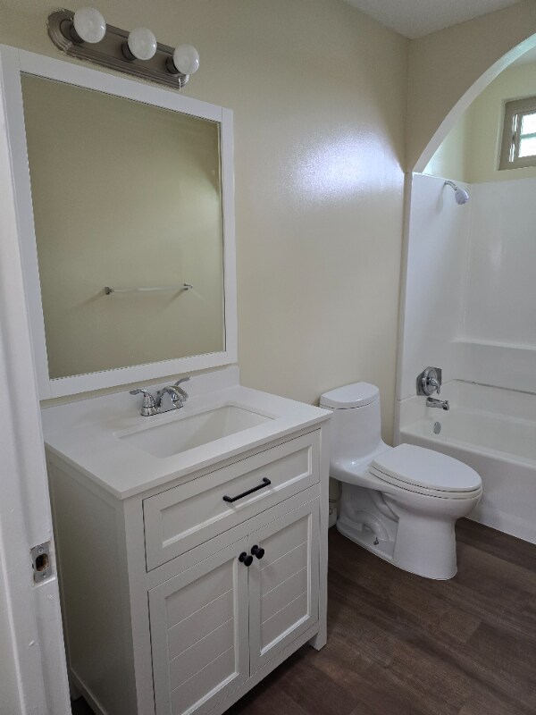 10032 Magnolia Ave in Santee, CA - Building Photo - Building Photo