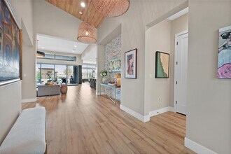 6690 Interstellar St in Las Vegas, NV - Building Photo - Building Photo