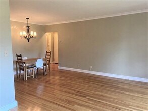 56 Harvard Ave, Unit #1 in Brookline, MA - Building Photo - Building Photo