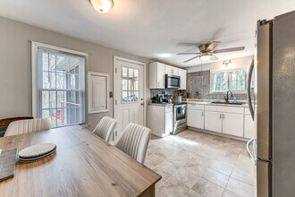 2640 Chickahominy Rd, Unit ID1385791P in Toano, VA - Foto de edificio - Building Photo