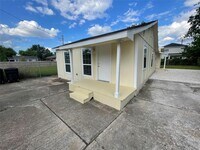 8209 Parnell St photo'