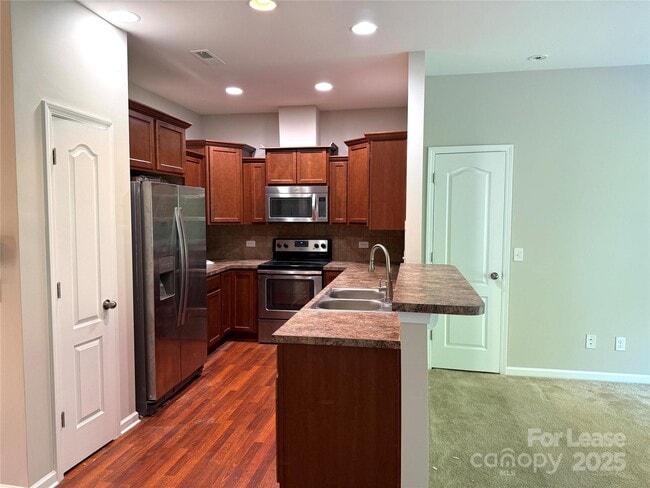 2527 Early Flight Dr in Charlotte, NC - Building Photo - Building Photo