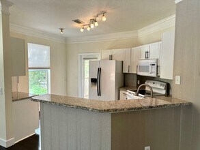 8843 Villa View Cir in Orlando, FL - Building Photo - Building Photo