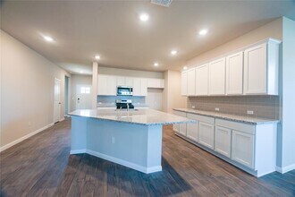 106 Deep Eddy Cv in Bastrop, TX - Building Photo - Building Photo
