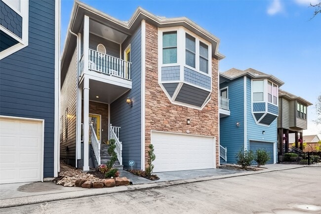 property at 3410 Garden Shadow Ln