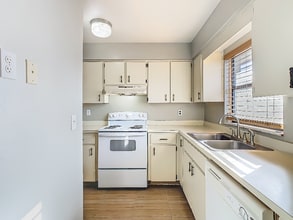 1015 Harden Ct in Lakeland, FL - Building Photo - Building Photo