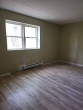 13945 Superior Rd, Unit 8G in East Cleveland, OH - Building Photo - Building Photo