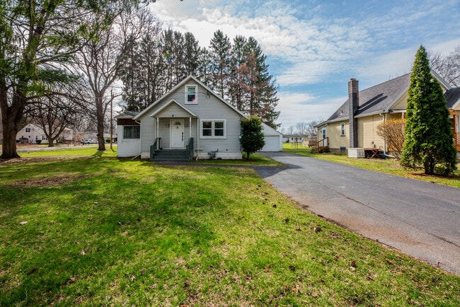 property at 133 River Meadow Dr