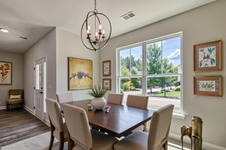 692 Russell St in Batesburg-leesville, SC - Foto de edificio - Building Photo