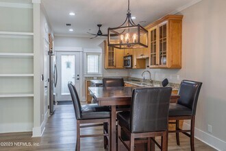 339 Ahern St, Unit 4 in Atlantic Beach, FL - Building Photo - Building Photo