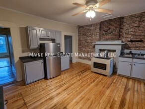 3 Cushing St in Winterport, ME - Building Photo - Building Photo