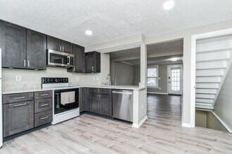 1933 Belmont Ridge Ct in Reston, VA - Building Photo - Building Photo