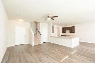 5227 James Michael Dr in Arcola, TX - Building Photo - Building Photo