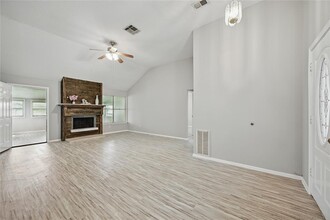 21014 Western Valley Dr in Katy, TX - Building Photo - Building Photo