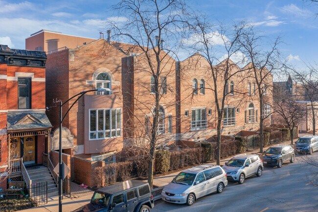 1030 W Wrightwood Ave in Chicago, IL - Building Photo - Building Photo