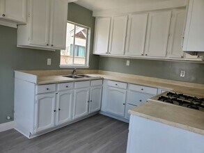 823 Congress St in Costa Mesa, CA - Building Photo - Building Photo