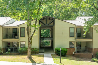 The Gables Condominiums in Hoover, AL - Building Photo - Building Photo