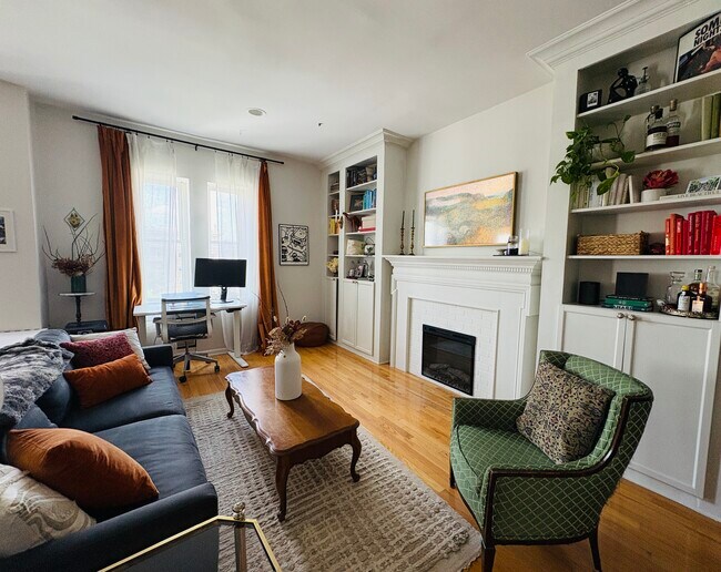 property at 1415 Chapin St NW