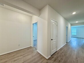 18227 Dahlia Dale Dr in Tomball, TX - Building Photo - Building Photo