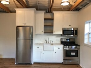 2902 Ocean Ave in Venice, CA - Foto de edificio - Building Photo