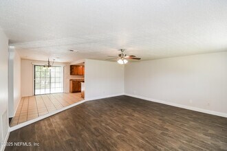 2887 Gatling Blvd in Orange Park, FL - Building Photo - Building Photo