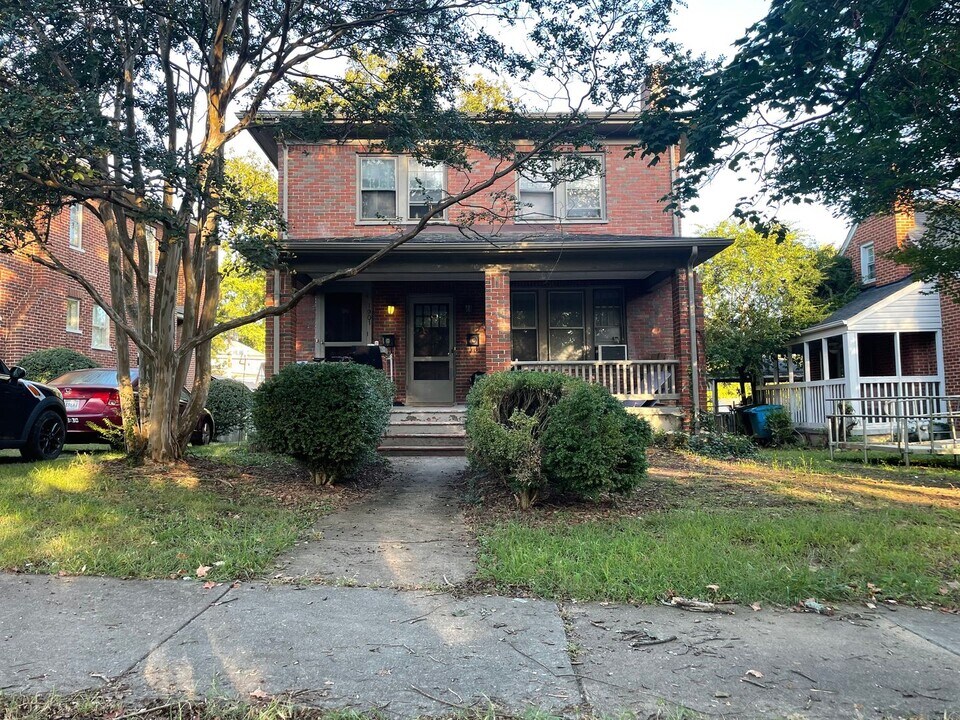 1901 Arden Rd SW in Roanoke, VA - Building Photo