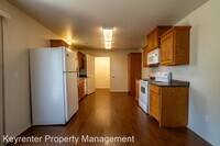 2215 W Wellington St photo'