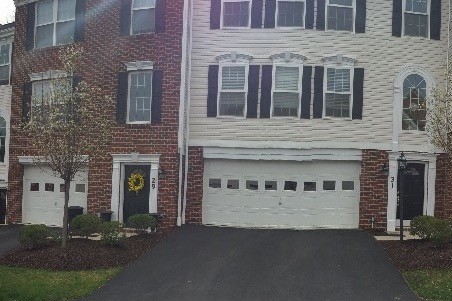 property at 31 Abbeywood Ln