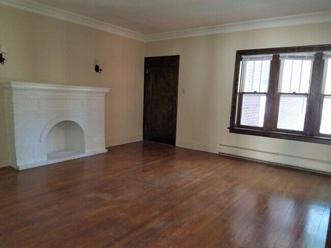 506 N Cuyler Ave, Unit 2R in Oak Park, IL - Building Photo - Building Photo