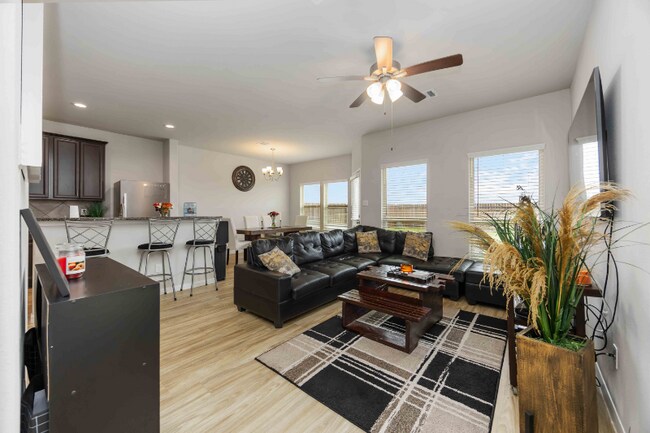 6526 Macroom Meadows Ln in Houston, TX - Building Photo - Building Photo