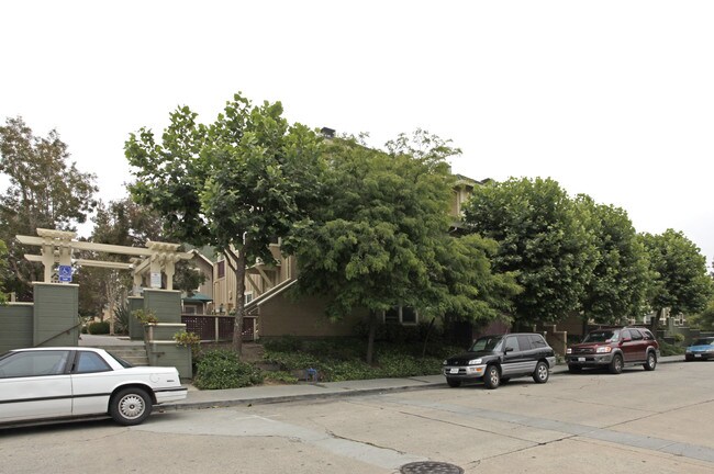 Sycamore Street Commons Apartments in Santa Cruz, CA - Building Photo - Building Photo