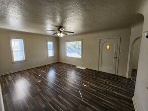 311 E Simplot Blvd in Caldwell, ID - Building Photo - Building Photo