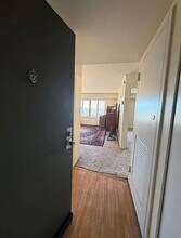 3101 S Manchester St, Unit Woodlake towers in Falls Church, VA - Building Photo - Building Photo