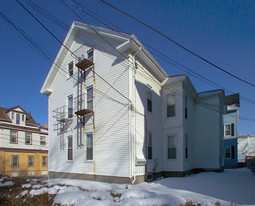 740 2nd St in Fall River, MA - Building Photo - Building Photo