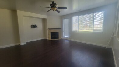 11226 Vista De Cally Dr in Bakersfield, CA - Building Photo - Building Photo