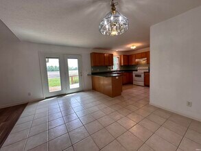 7411 Bent Branch Dr in Evansville, IN - Building Photo - Building Photo