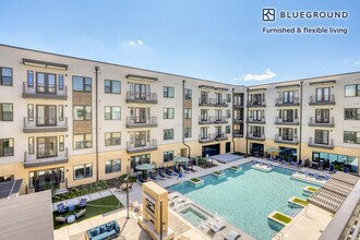 212 W Highland Mall Blvd in Austin, TX - Building Photo - Building Photo