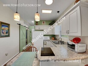 5661 N Vista Karina Mia in Tucson, AZ - Building Photo - Building Photo