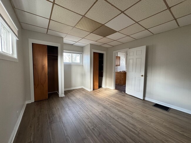 property at 219 W Vine St