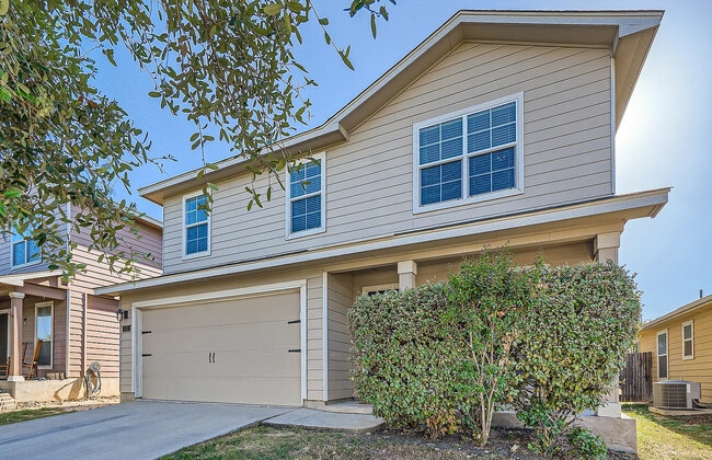 370 Perch Horizon in San Antonio, TX - Building Photo - Building Photo