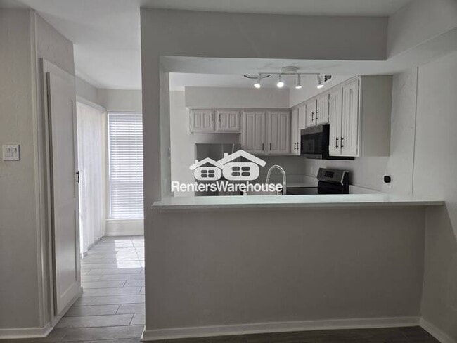 5626 Preston Oaks Rd in Dallas, TX - Building Photo - Building Photo
