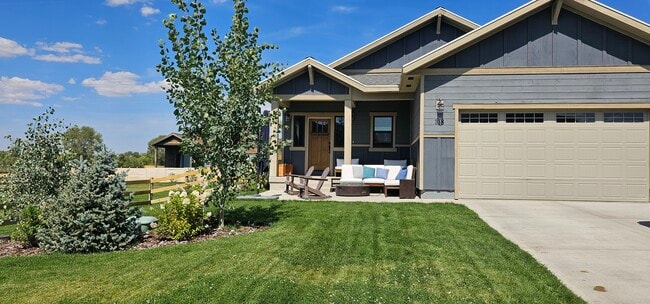 property at 318 Bald Eagle Dr