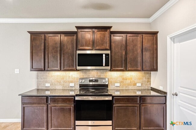 property at 515 Cross Dr.