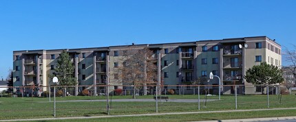 Arbour Village Cooperative Homes in St Catharines, ON - Building Photo - Building Photo