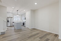 23 Heirloom Blvd SE in Calgary, AB - Building Photo - Building Photo