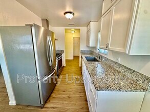 1516 Yale Ct in Redding, CA - Building Photo - Building Photo