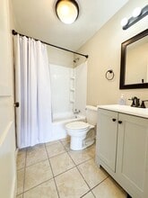 321 S Walnut St in Huntington, WV - Building Photo - Building Photo